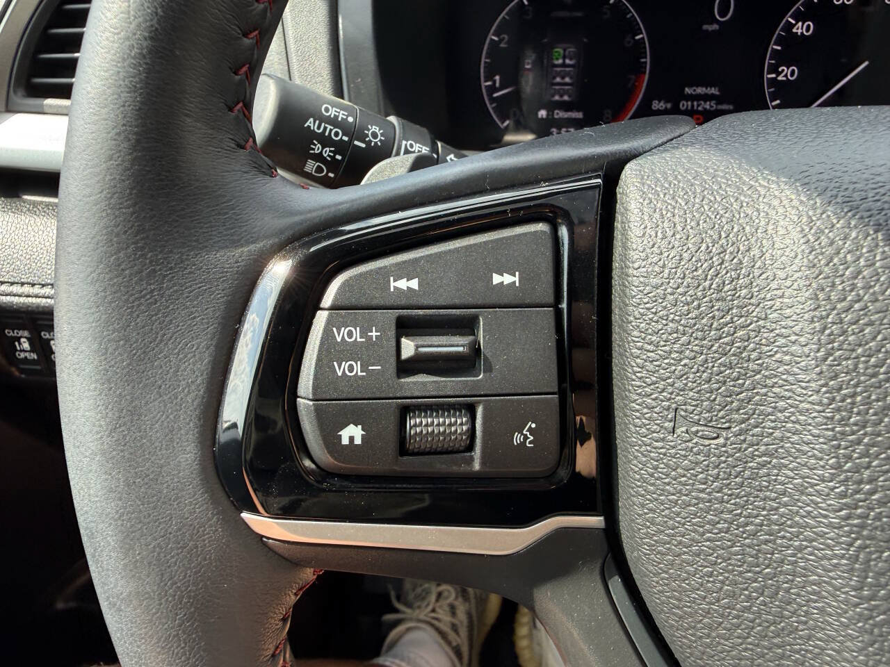 Used 2025 Honda Odyssey Sport-L image 34