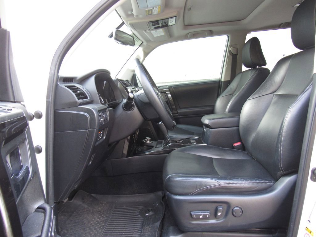 Certified 2019 Toyota 4Runner Limited AWD/4WD image 10