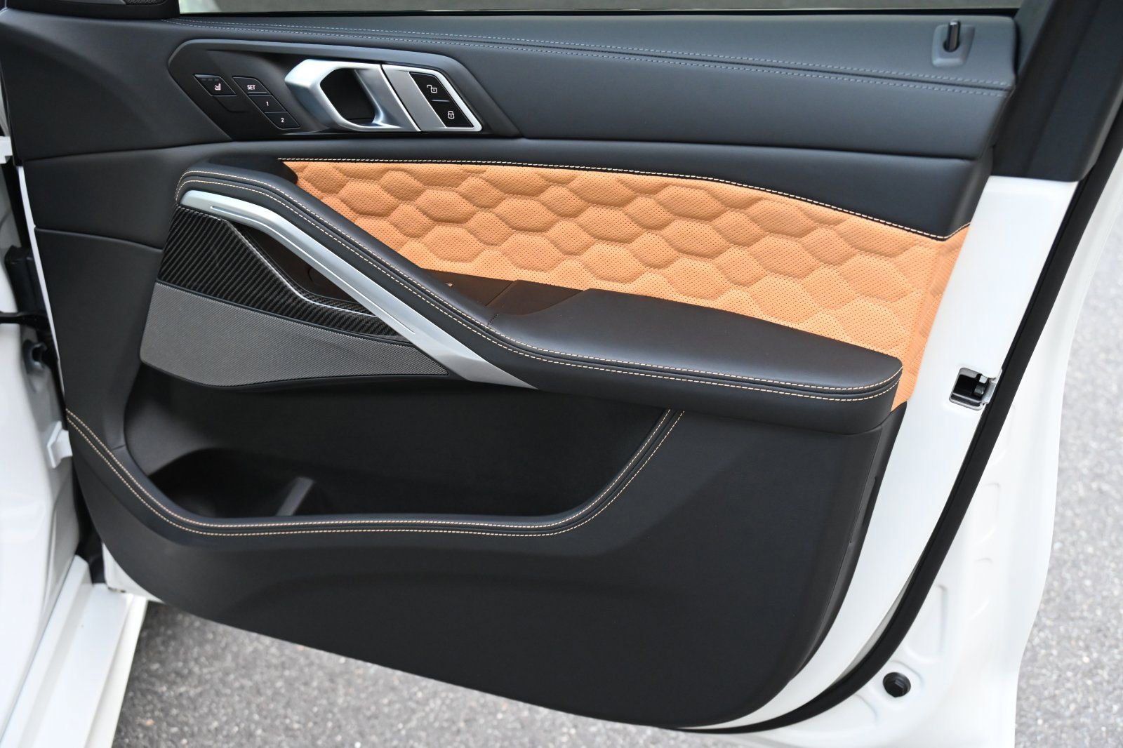 Certified 2023 BMW X6 M w/ Competition Package image 18