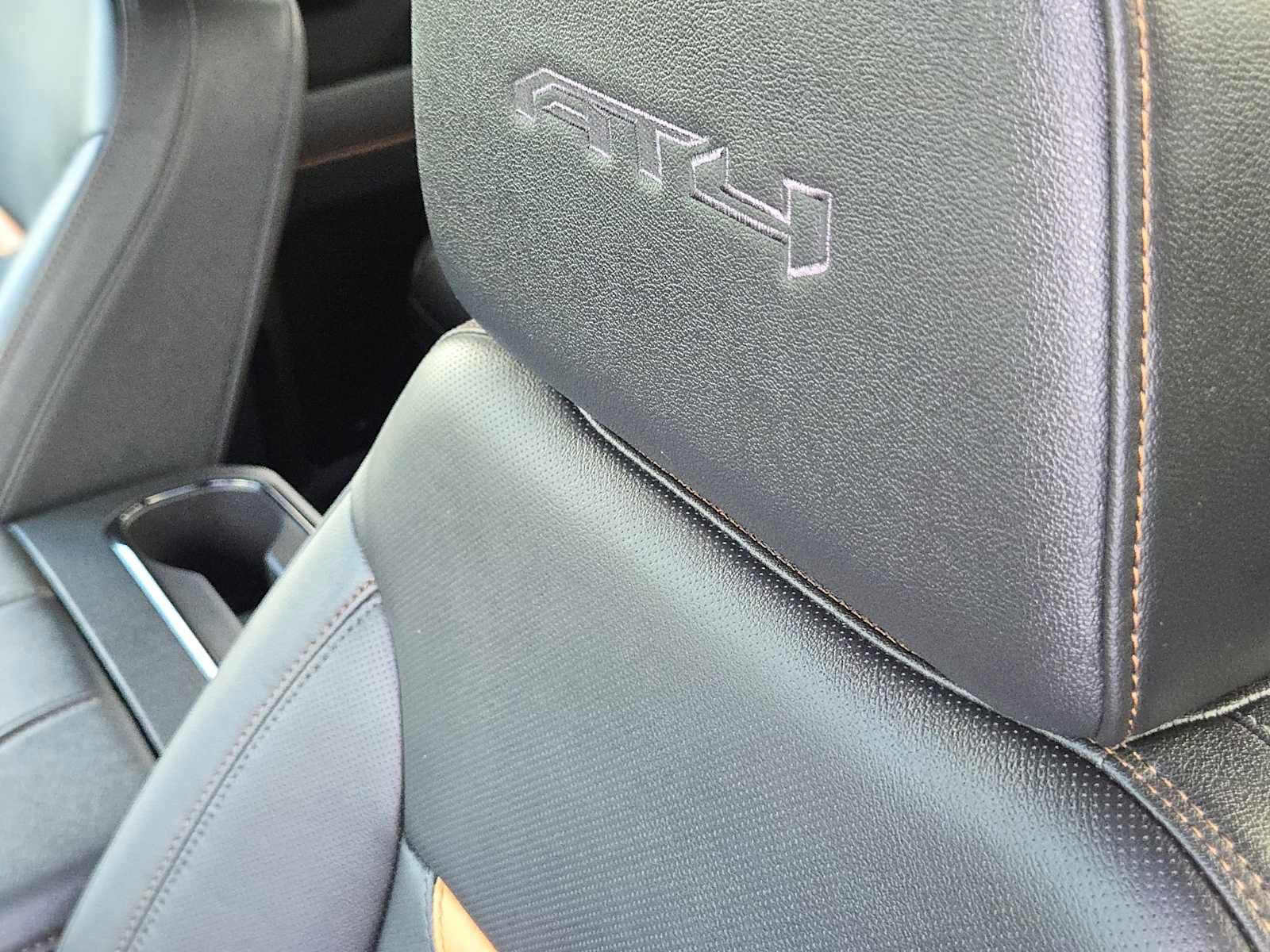 Certified 2026 GMC Sierra 1500 AT4 w/ AT4 Premium Package image 15