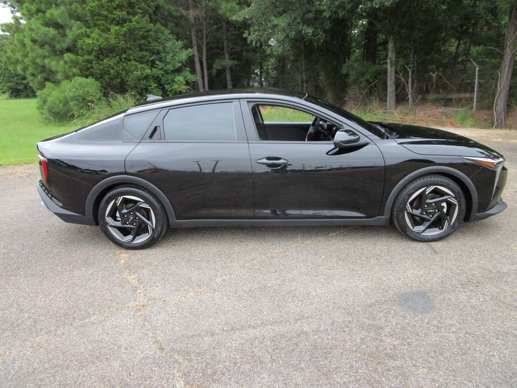 Used 2025 Kia K4 EX image 6