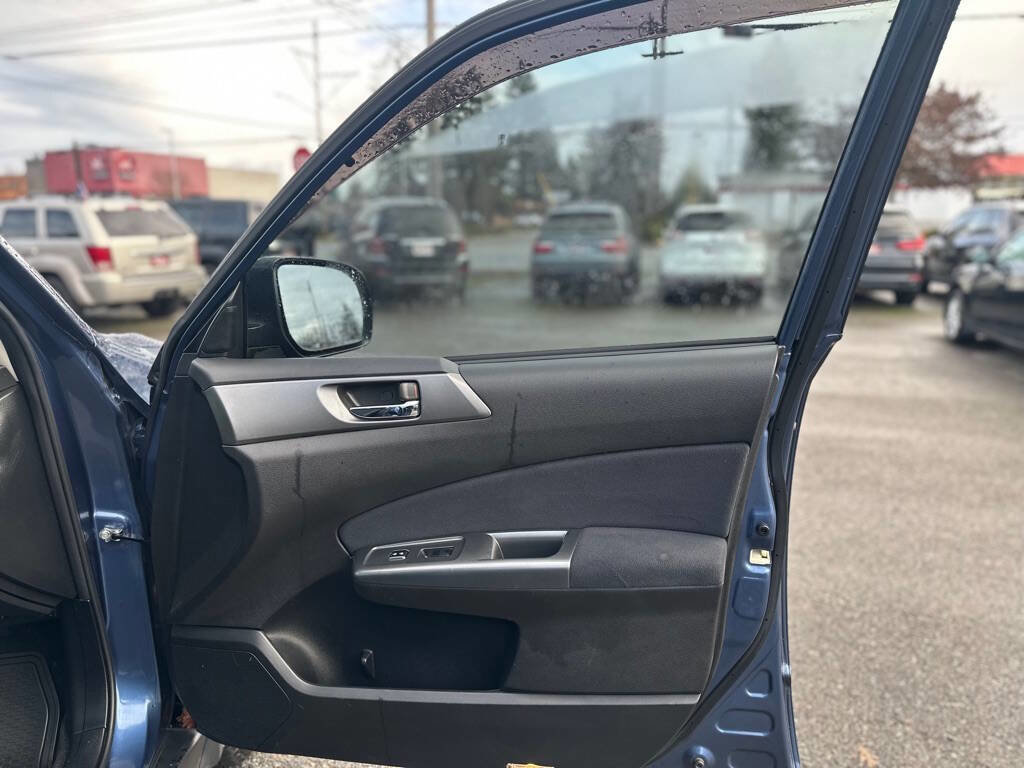 Used 2012 Subaru Forester 2.5X Limited image 22