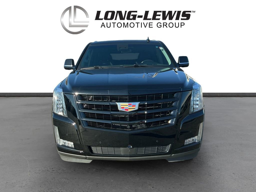 Used 2019 Cadillac Escalade Premium Luxury w/ Escalade Sport Edition image 11