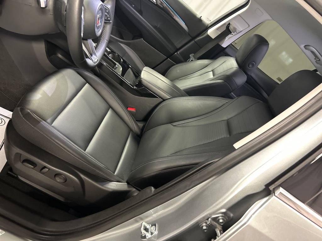 Used 2025 Buick Envision Preferred AWD/4WD image 12