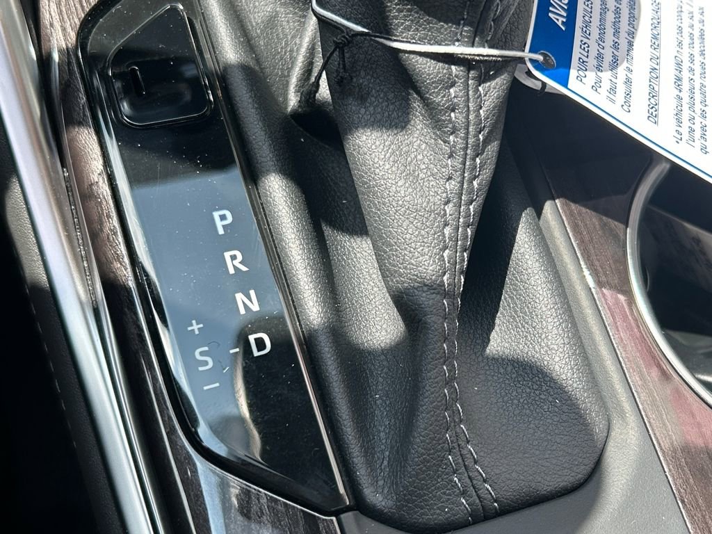 New 2026 Toyota Highlander Platinum image 16