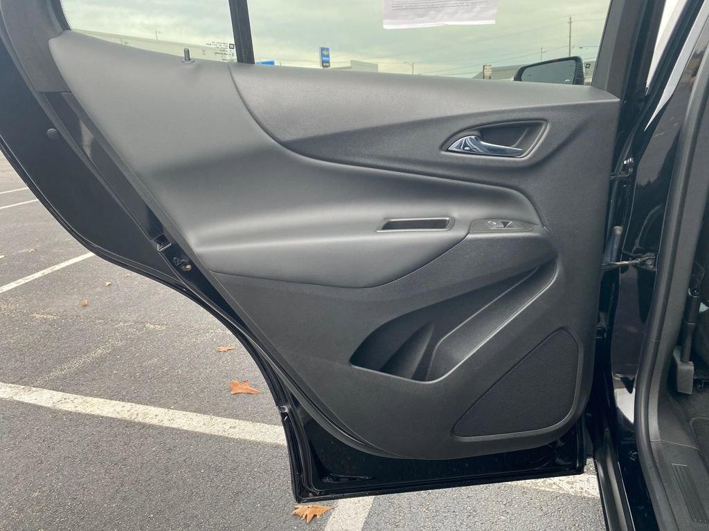 Used 2022 Chevrolet Equinox LT image 16