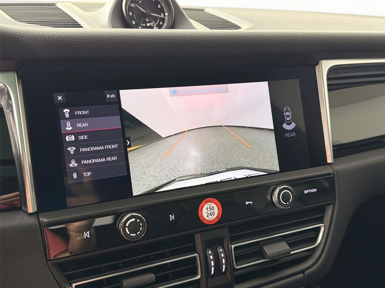 Certified 2026 Porsche Macan Turbo AWD/4WD image 23