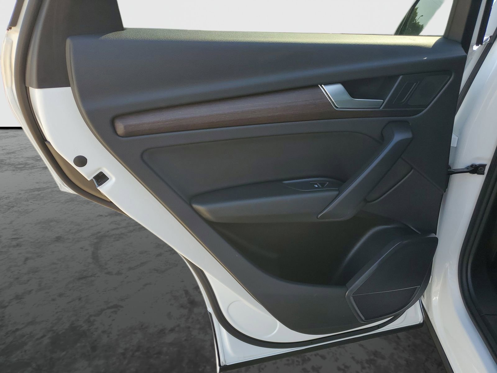 Used 2021 Audi Q5 2.0T Premium image 17