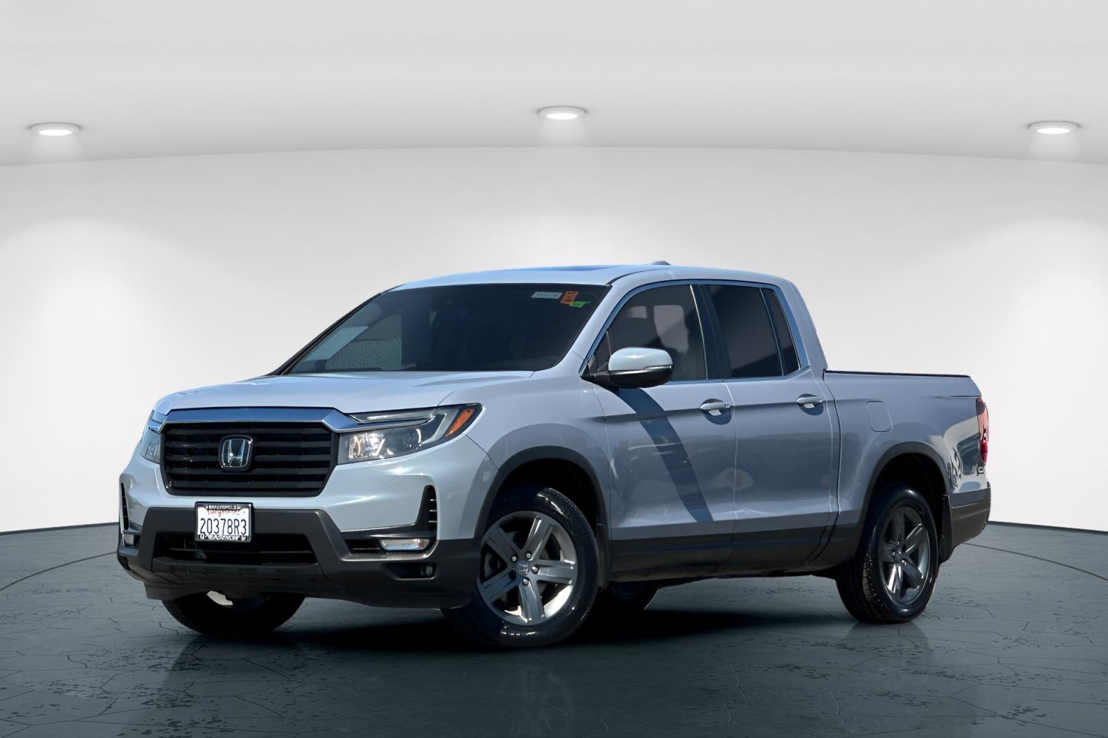 Certified 2023 Honda Ridgeline RTL image 2
