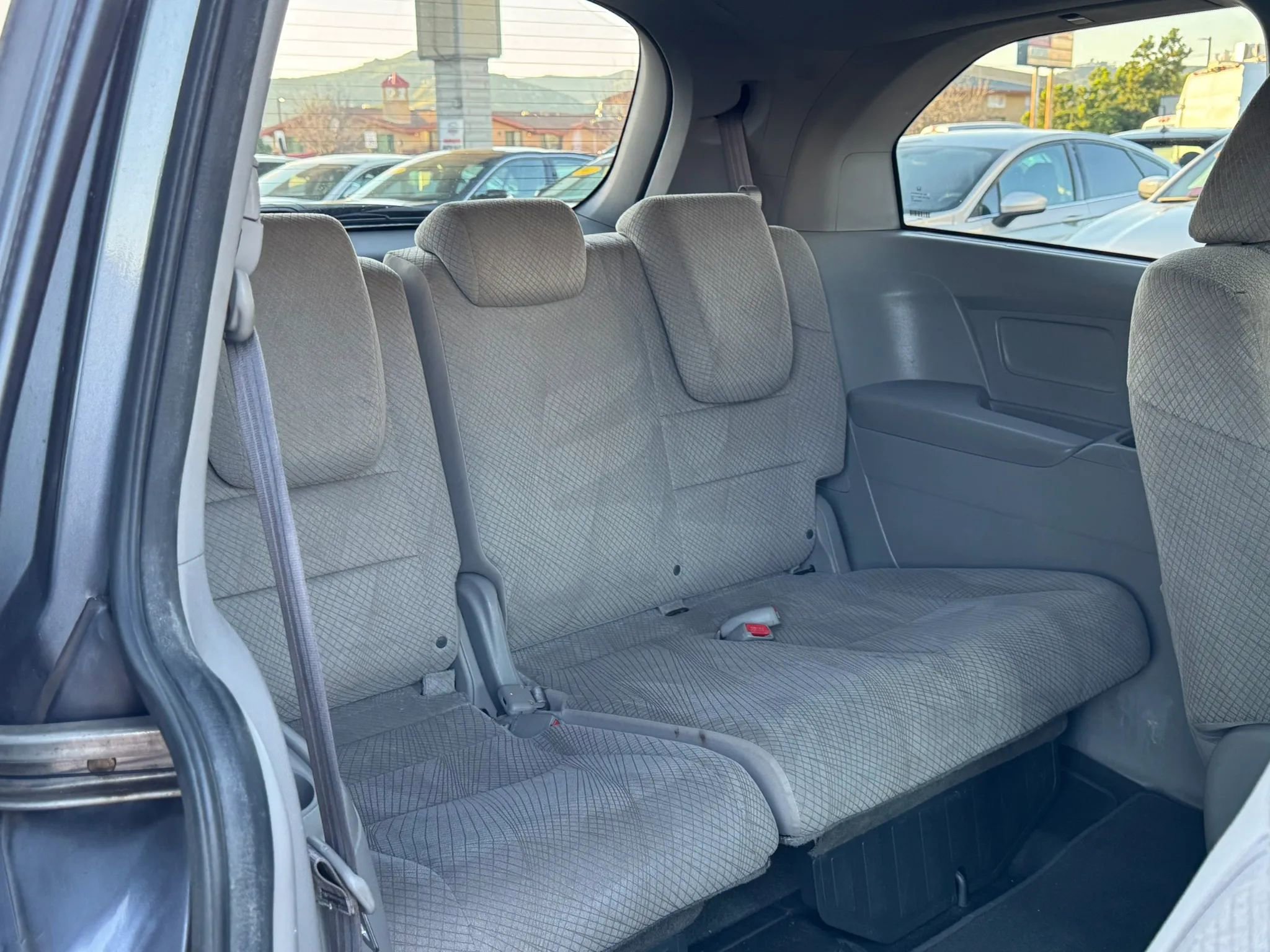 Used 2015 Honda Odyssey EX image 27