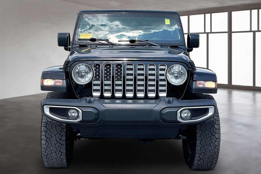 Used 2020 Jeep Gladiator Overland w/ Popular Equipment Package AWD/4WD image 2