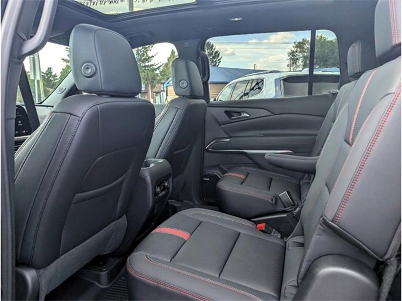 New 2026 Chevrolet Traverse RS image 23