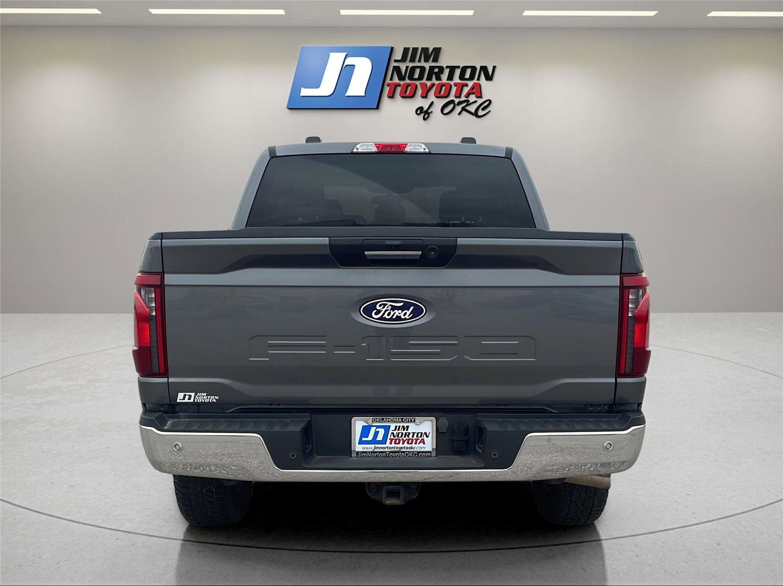 Used 2024 Ford F150 XLT w/ Mobile Office Package image 6