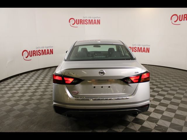 Used 2020 Nissan Altima 2.5 SR FWD image 6
