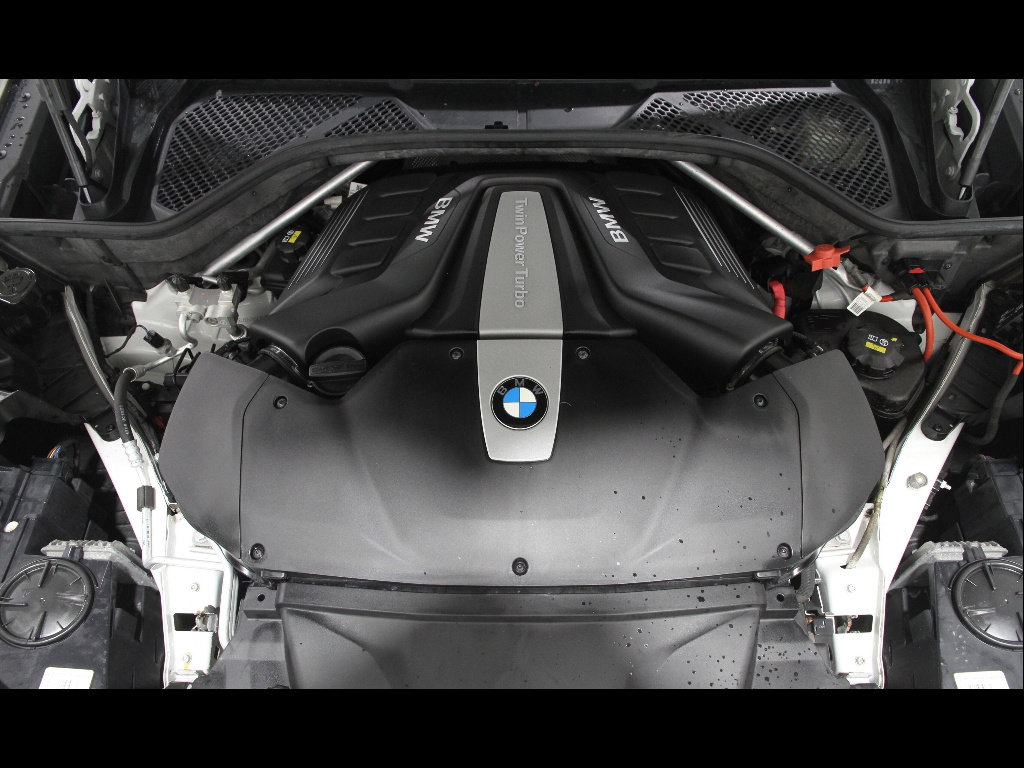 Used 2015 BMW X5 xDrive50i image 22