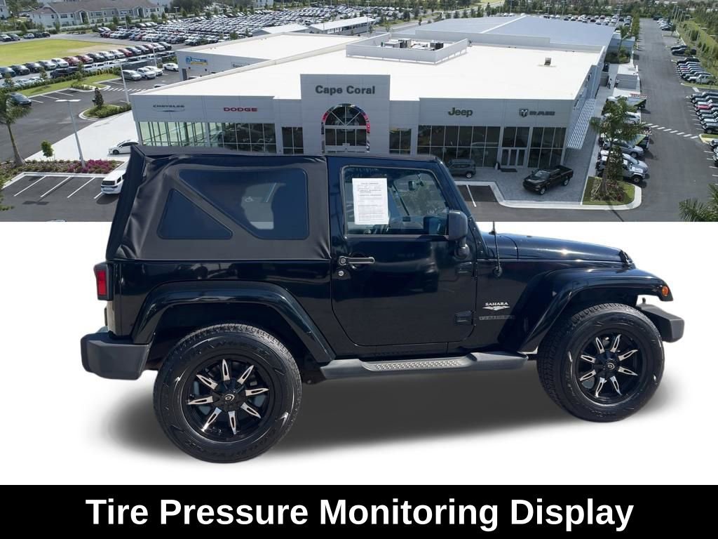 Used 2015 Jeep Wrangler Sahara w/ Connectivity Group AWD/4WD image 5