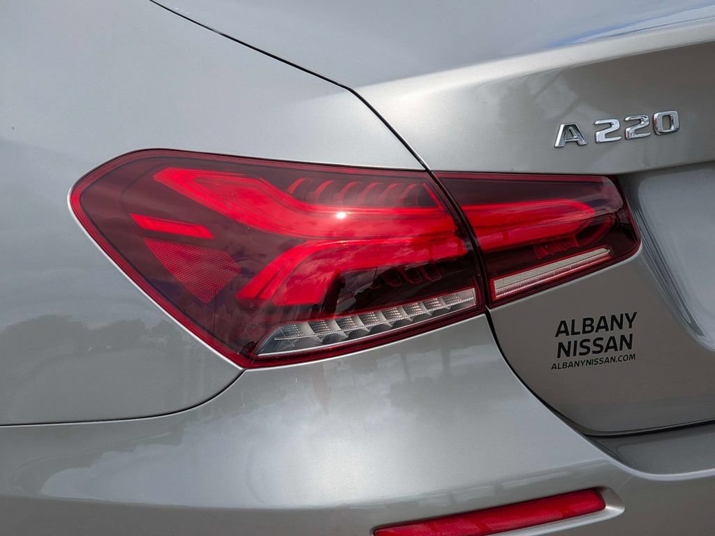 Used 2020 Mercedes-Benz A 220 w/ Premium Package image 12