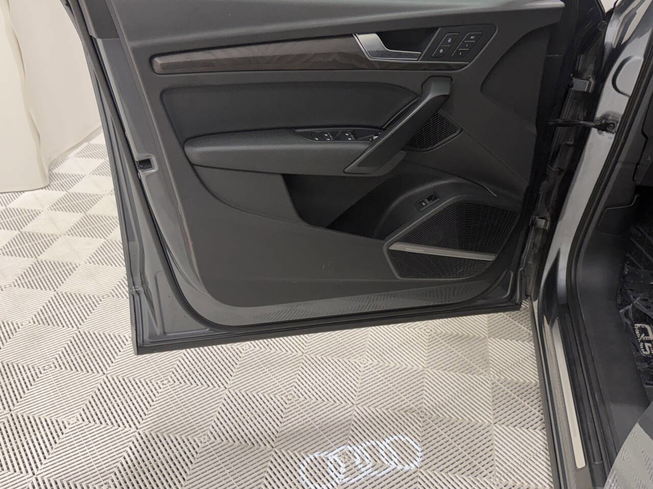 Used 2018 Audi Q5 2.0T Premium Plus image 31