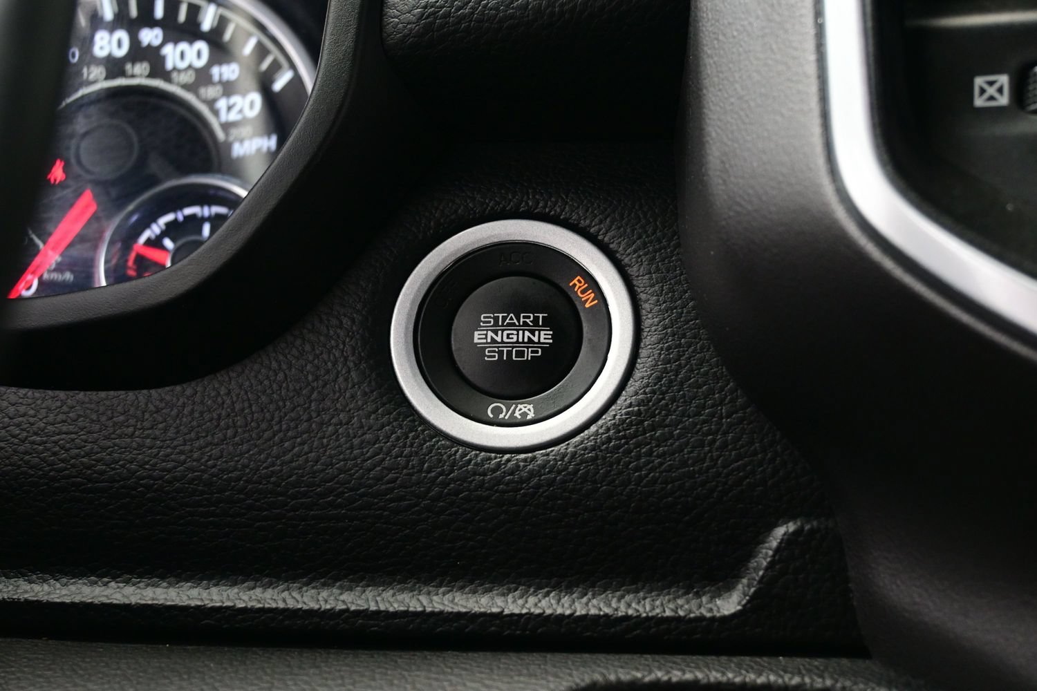 Used 2022 RAM 1500 Big Horn AWD/4WD image 25