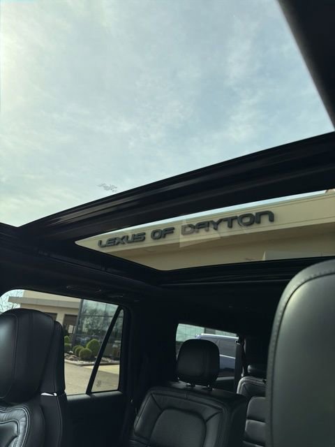 Used 2020 Lincoln Navigator L Reserve w/ Luxury Package image 18