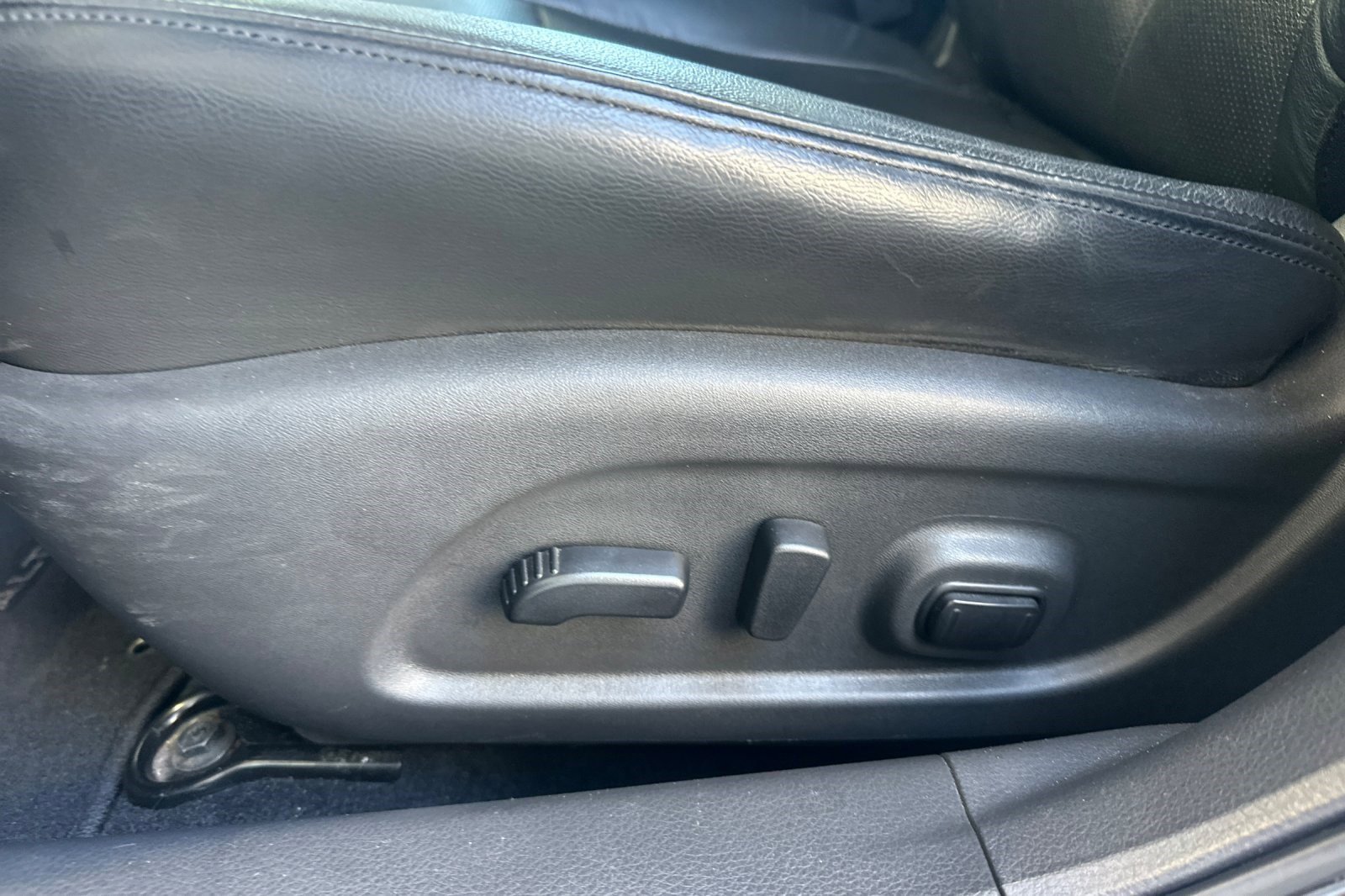 Used 2015 Nissan Altima 3.5 SL FWD image 14