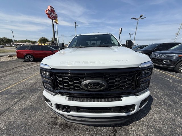 New 2026 Ford F350 XLT image 2