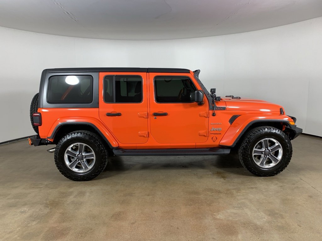 Used 2018 Jeep Wrangler Unlimited Sahara image 7