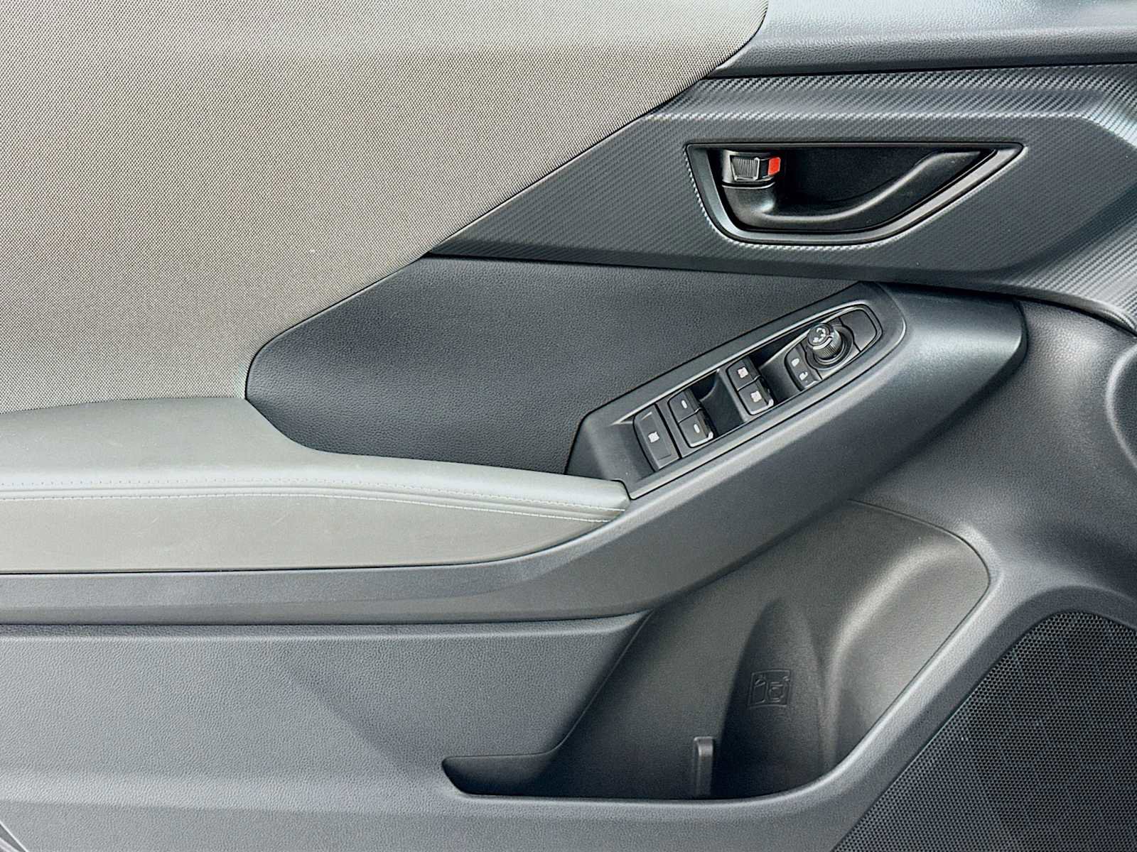 Certified 2025 Subaru Crosstrek 2.0i Premium w/ Crosstrek Mirror Package image 16