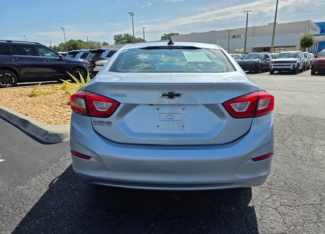 Used 2018 Chevrolet Cruze LS FWD image 18