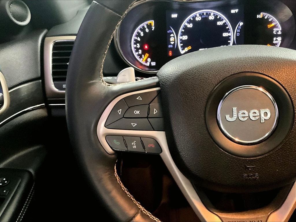 Used 2017 Jeep Grand Cherokee Limited AWD/4WD image 23