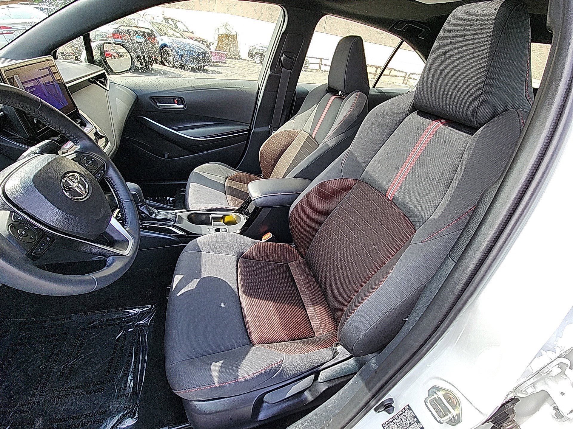 Certified 2024 Toyota Corolla SE w/ SE Package image 22