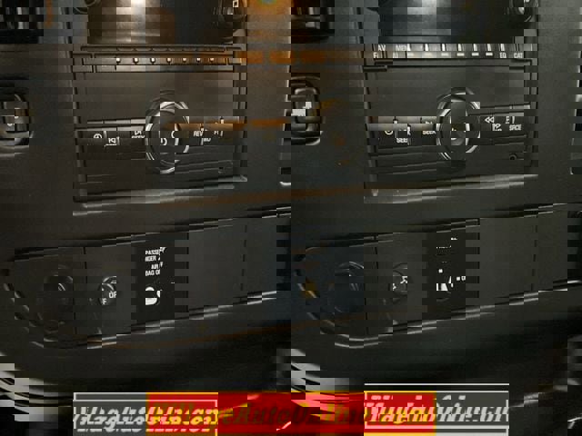 Used 2015 GMC Savana 2500 image 20