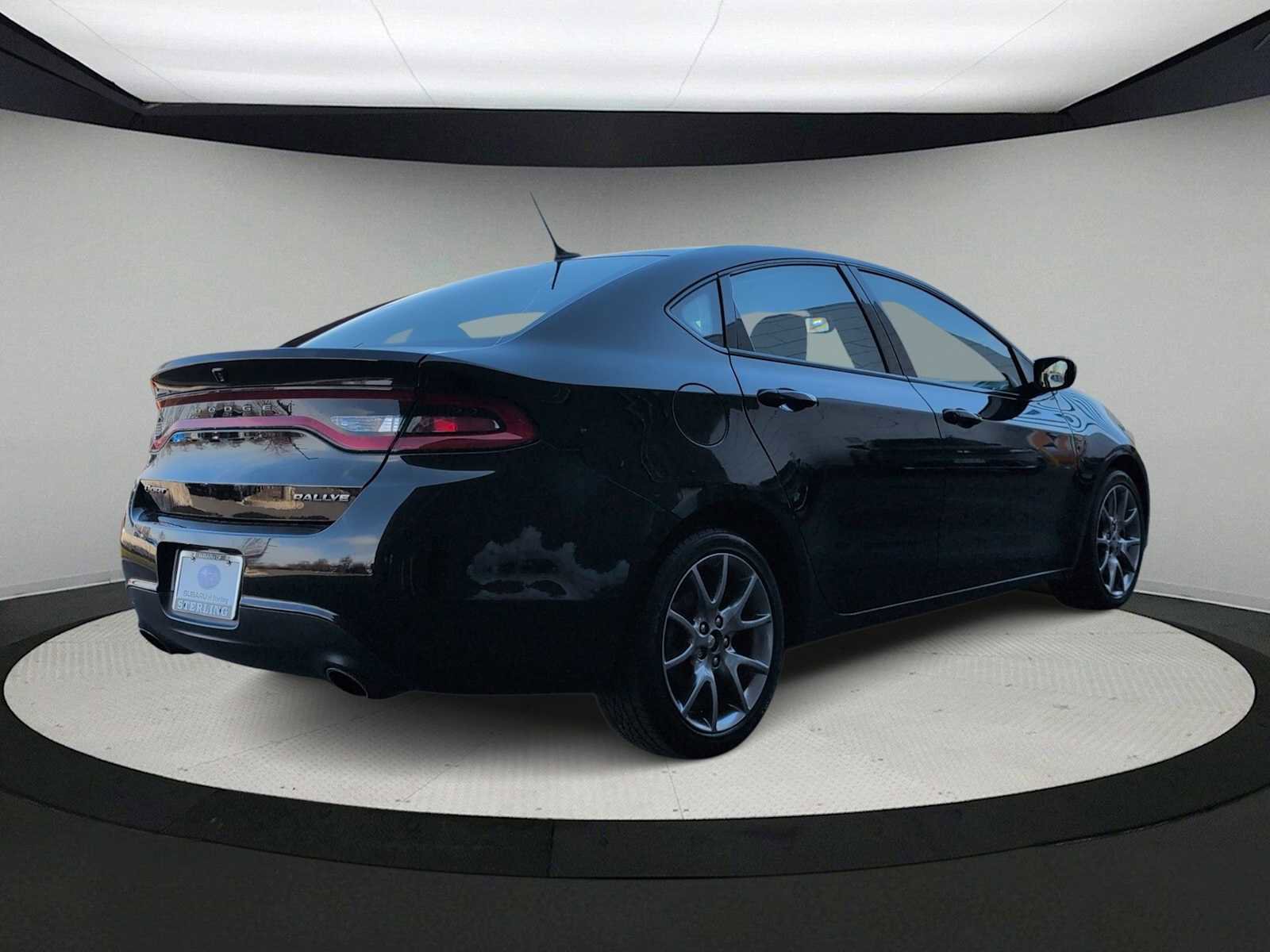 Used 2015 Dodge Dart SXT image 8