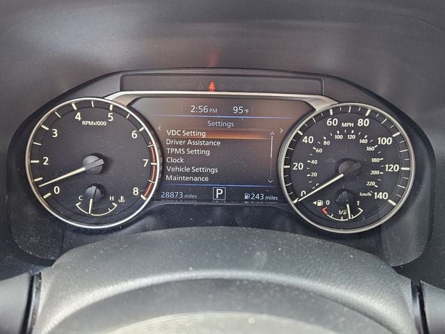 Used 2025 Nissan Altima 2.5 SV FWD image 28