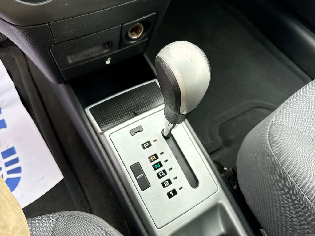 Used 2010 Chevrolet Aveo LT image 16