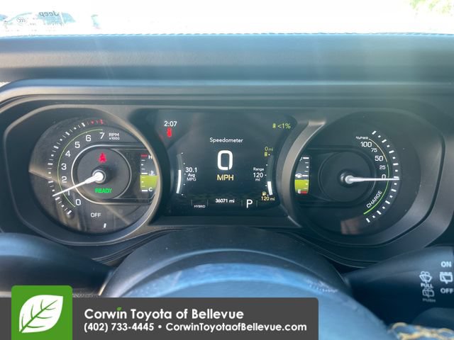 Used 2024 Jeep Wrangler Unlimited Sahara AWD/4WD image 9
