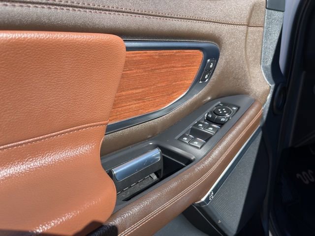 Used 2025 Ford Expedition King Ranch image 11