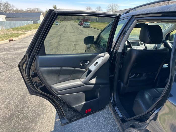 Used 2013 Nissan Murano SL AWD/4WD image 23