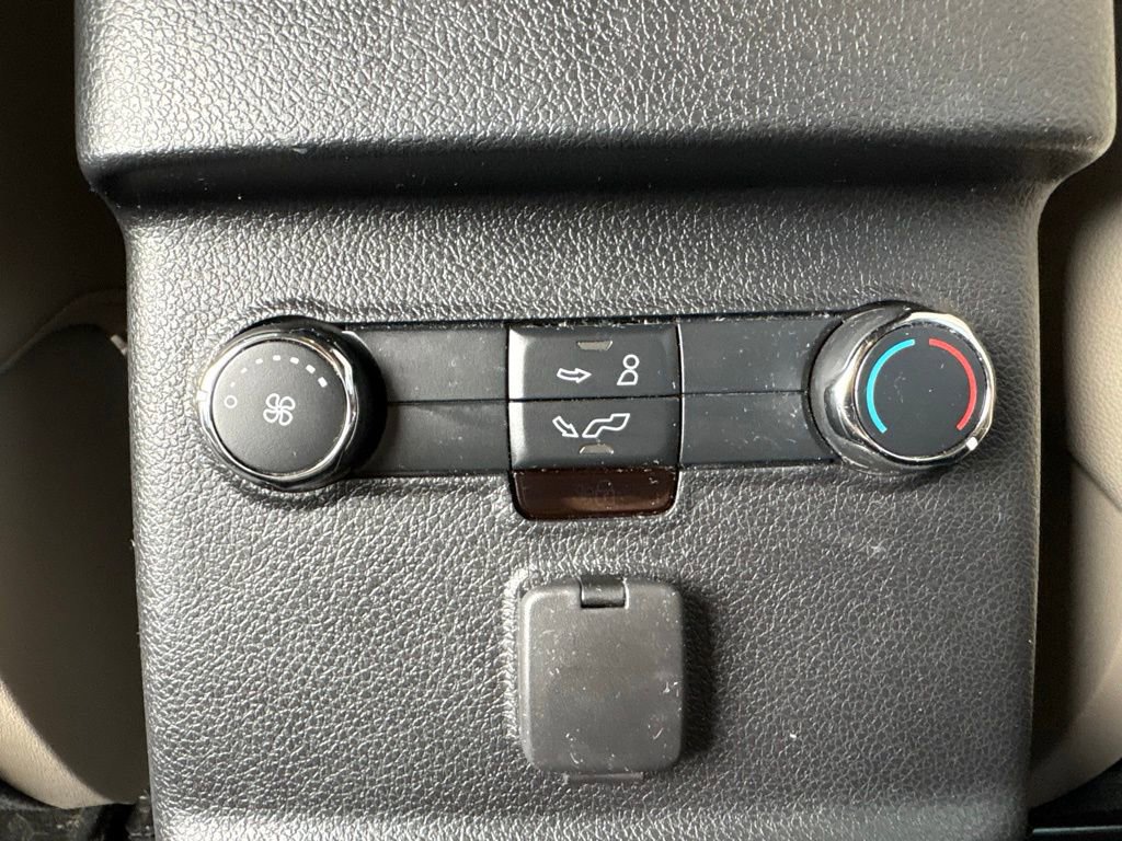 Used 2018 Ford Explorer XLT w/ Equipment Group 202A image 49