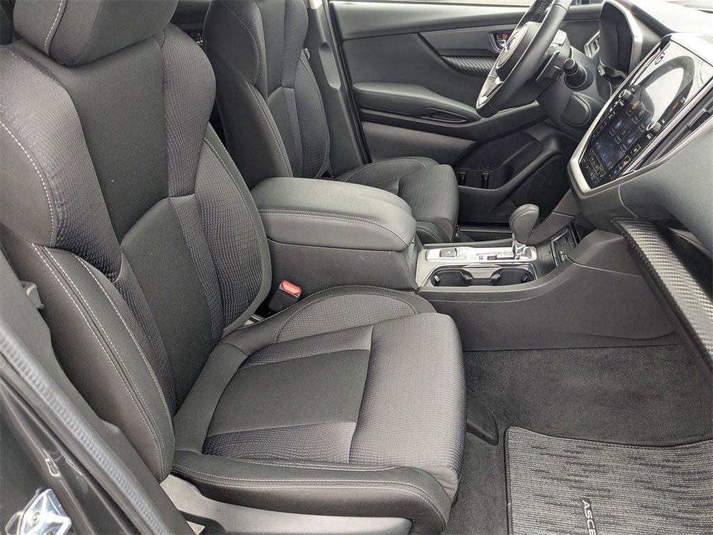 Used 2025 Subaru Ascent Premium image 37