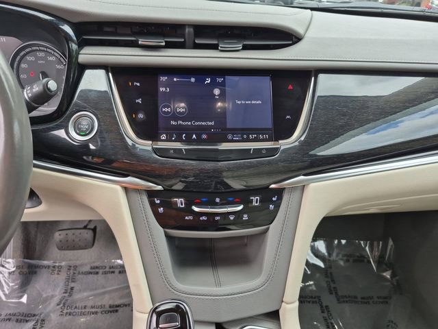Used 2022 Cadillac XT6 Premium Luxury w/ Technology Package AWD/4WD image 15