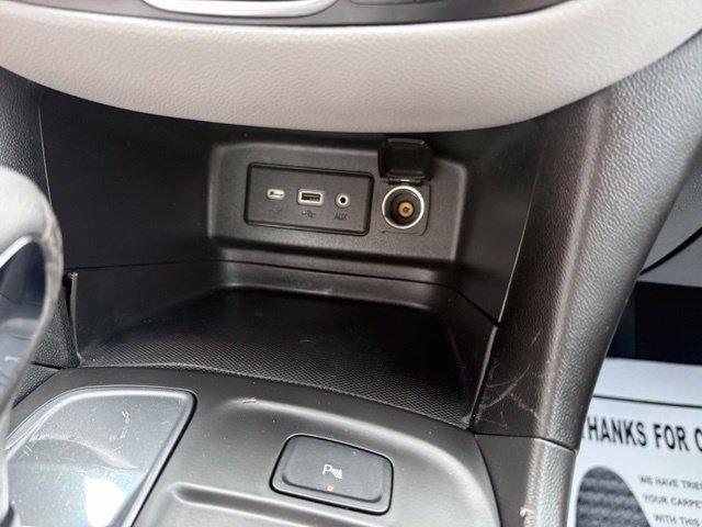 Used 2023 Chevrolet Equinox LT FWD image 18