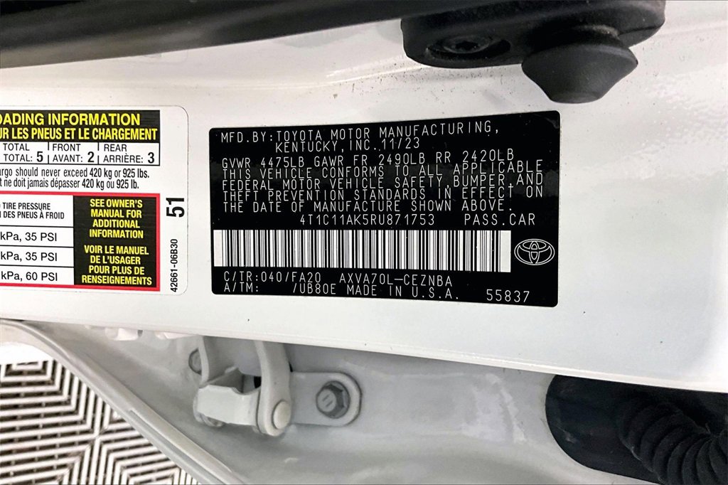 Used 2024 Toyota Camry LE image 32