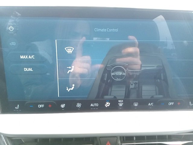 Certified 2023 Ford Escape Platinum image 42