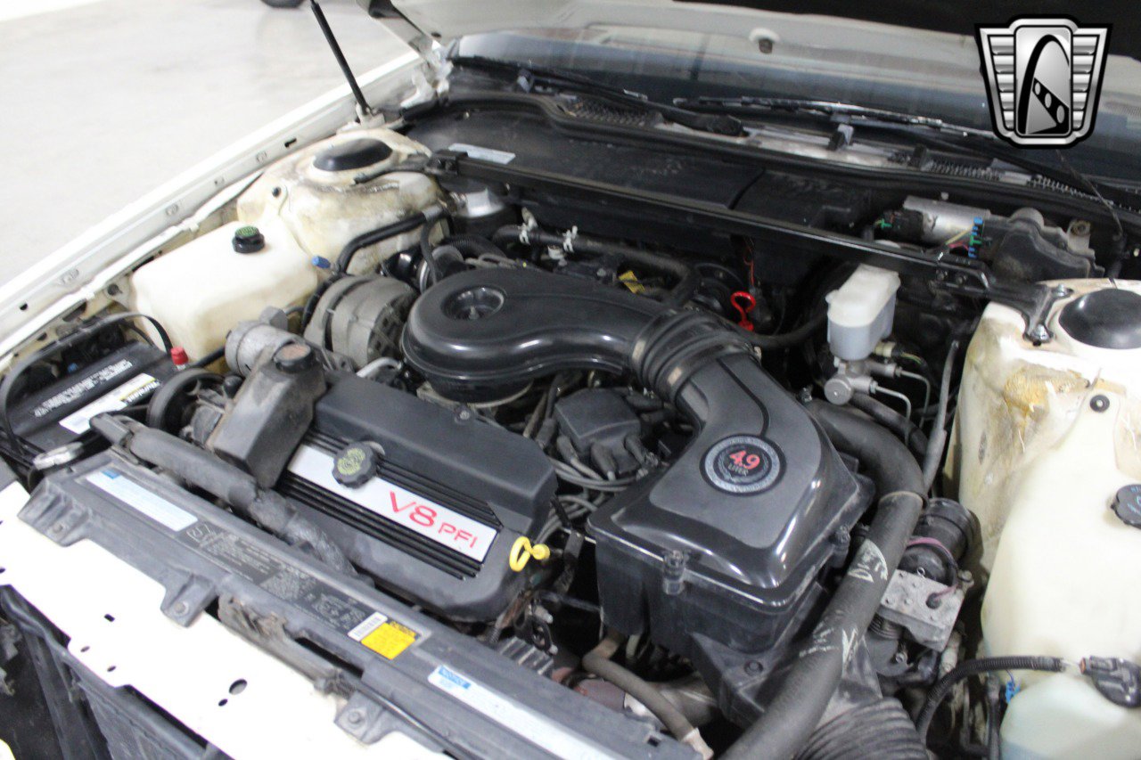 Used 1992 Cadillac De Ville Coupe image 27