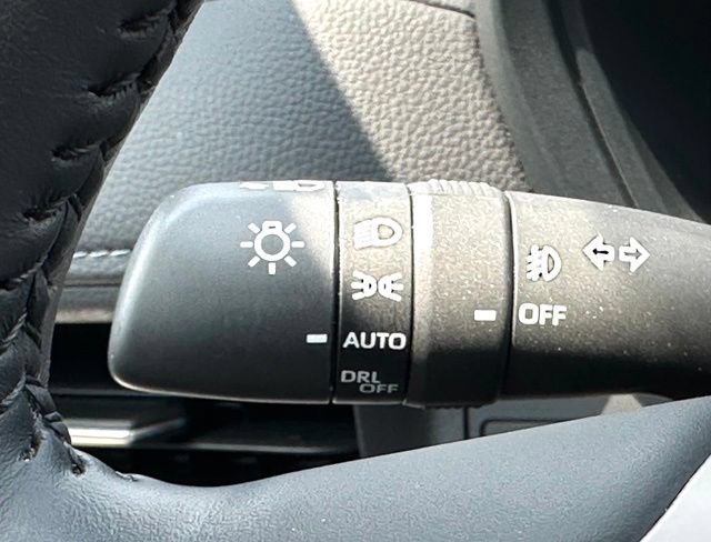 Used 2024 Toyota Grand Highlander AWD Hybrid image 25