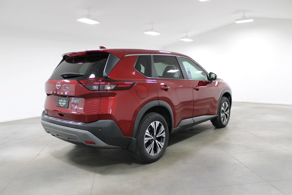 Used 2023 Nissan Rogue SV AWD/4WD image 11