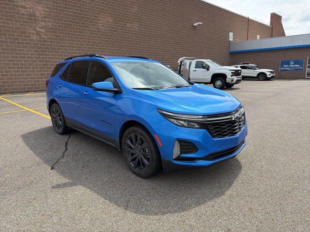 Used 2024 Chevrolet Equinox RS image 2