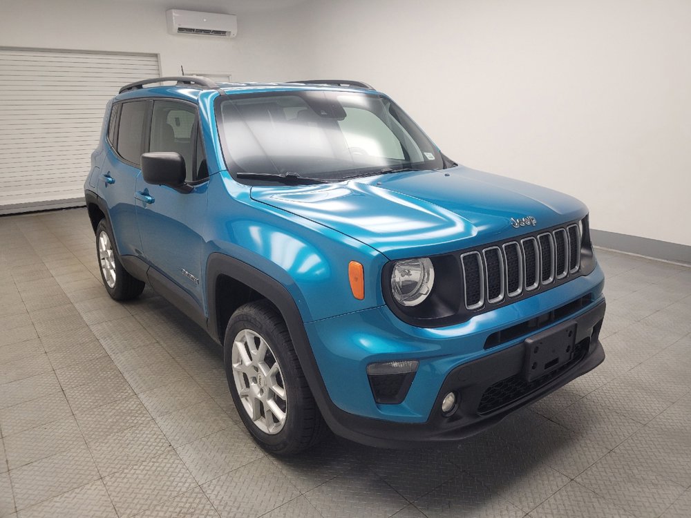 Used 2022 Jeep Renegade Latitude w/ Convenience Group AWD/4WD image 13
