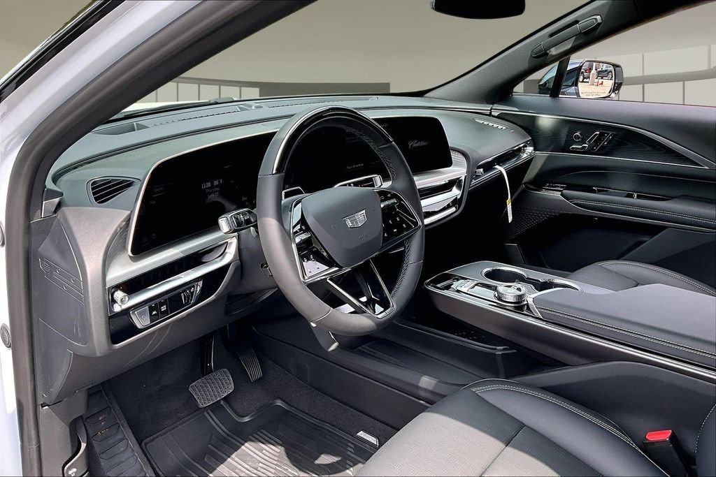 New 2026 Cadillac Lyriq Sport w/ LPO, ONYX Package RWD image 6